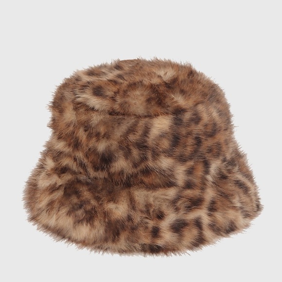 Large Leopard Print Faux Fur Bucket Hat main image 3